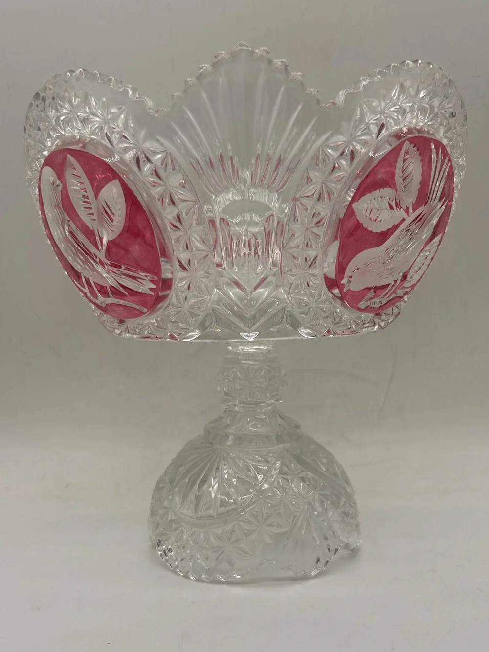 HOFBAUER Byrdes Collection, The Ruby Round Compote